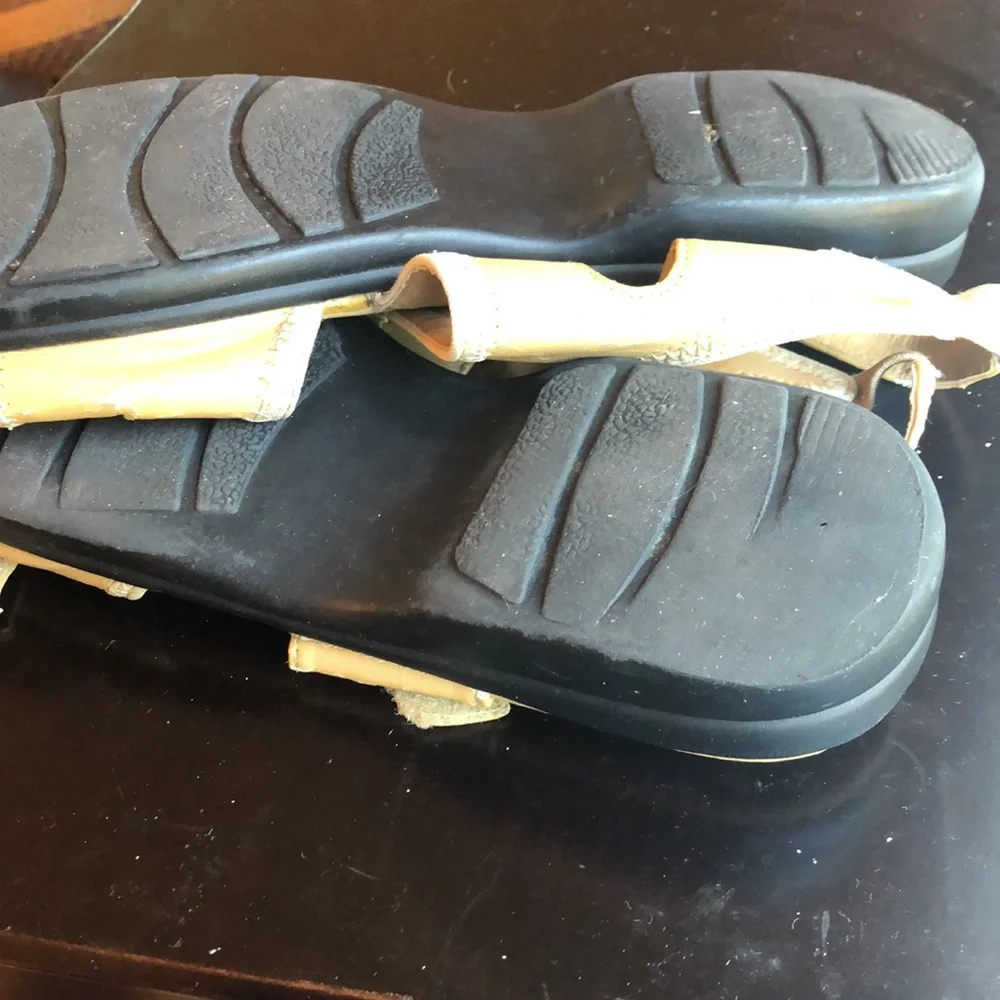 Valley Lane tan flat heeled sandals size 8